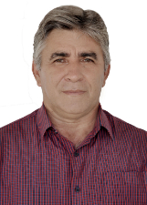 Foto de Valdení Pereira de Carvalho