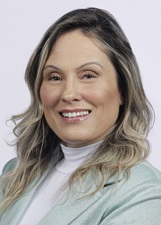 Foto de ELLEN RENATA DE MICO CHARKANI SIMÕES