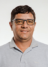 Foto de RENES REZENDE DE ARANTES