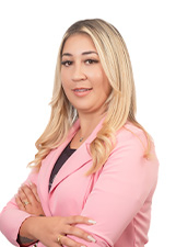 Foto de CATILAINE MAIBERG CAPISTRANO